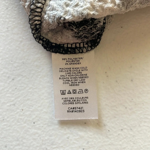 Loft Leopard Print Puff Sleeves,Top Sz XL Black/Gray - Picture 7 of 9